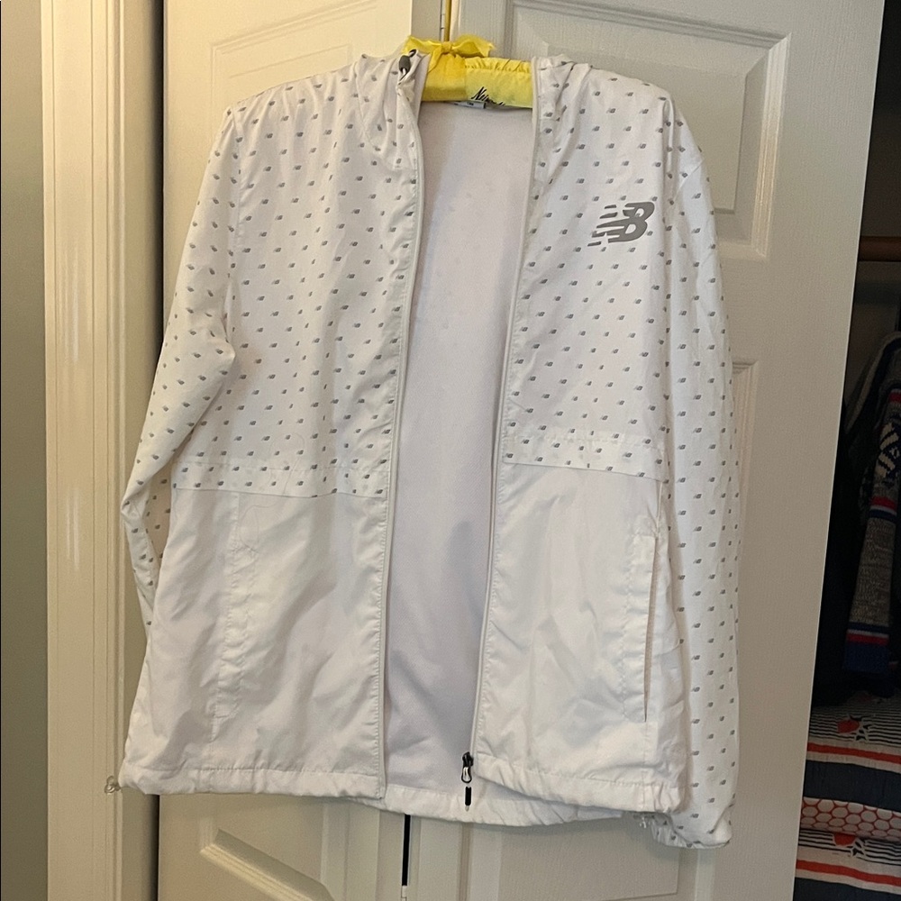 New Balance White and Gray Patterned Jacket